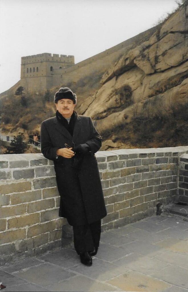 Adnan Khashoggi at Great Wall of China