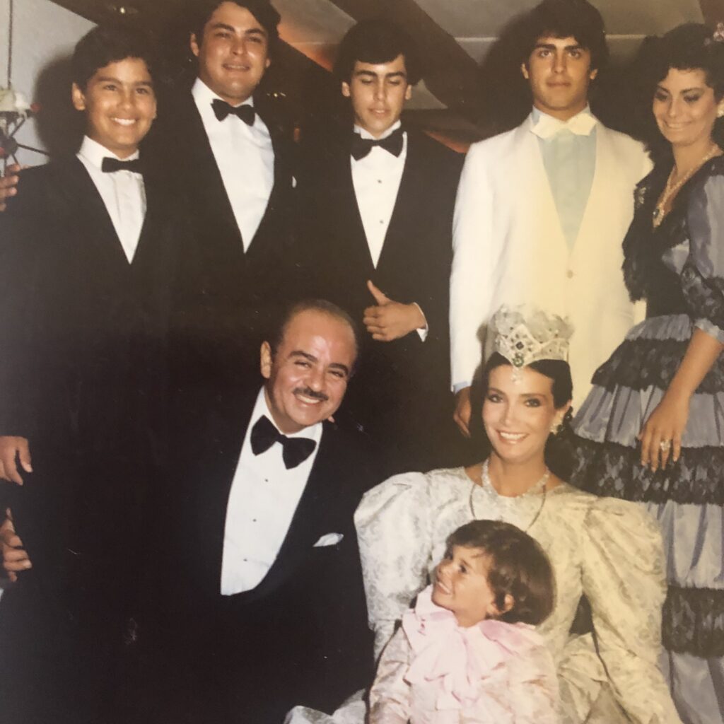 Adnan Khashoggi and Lamia Khashoggi with sons Ali, Omar, Hussein, Khalid, Mohamed, and daughter Nabila